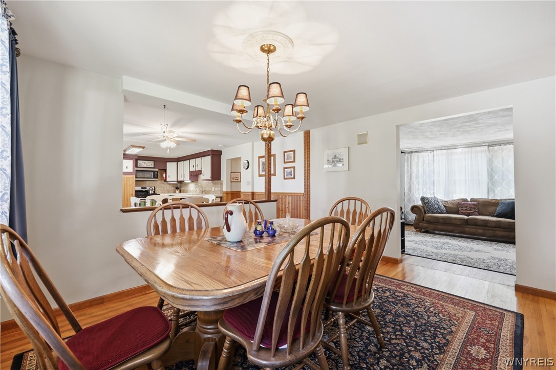 12 Beverly Drive Evans, NY 14006 - Photo 7 of 41 Dining room