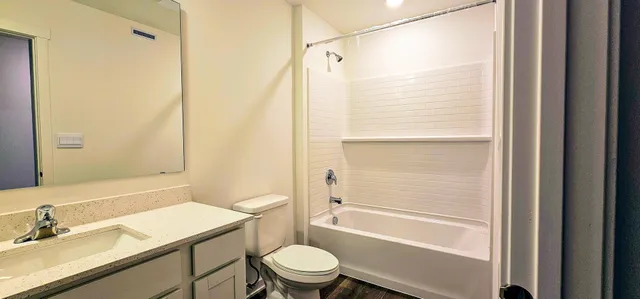 $3,400 | 2444 Scribe Street, Oswego, IL 60543