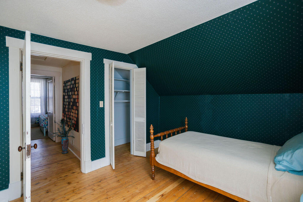 140 Maple Avenue Farmington, ME 04938 - Photo 22 of 63 taylor-kaminsky-photo-20