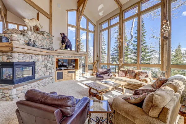 $1,990,000 | 290 North Trails At Navajo, Brian Head, UT 84719