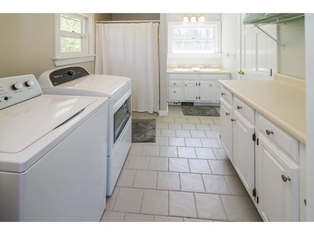 142 Grove Road Rye, NH 03870 - Photo 19 of 28