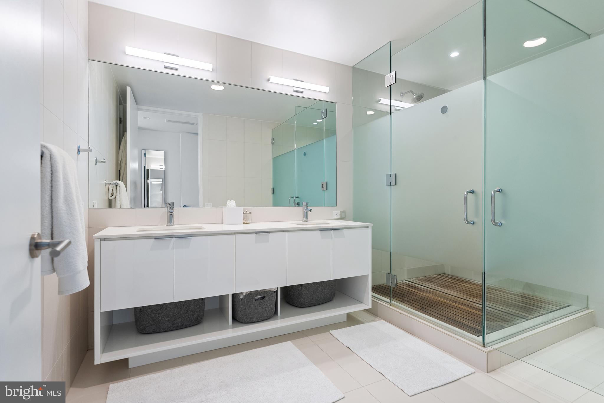 1111 24th Street Northwest, Unit 53 Washington, DC 20037 - Photo 17 of 31 Primary Bath