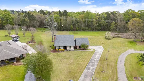 $318,900 | 16649 Paint Avenue, Greenwell Springs, LA 70739