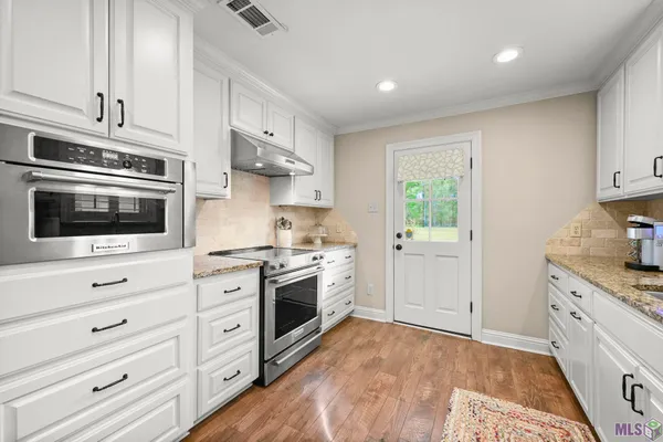 $318,900 | 16649 Paint Avenue, Greenwell Springs, LA 70739