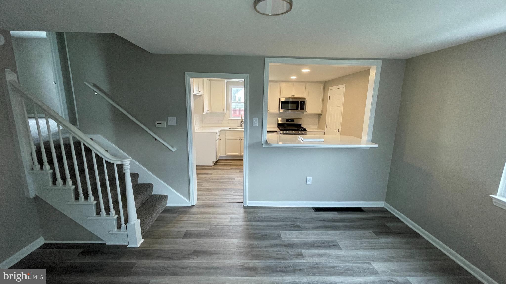 719 Noonan Road York, PA 17404 - Photo 8 of 24 Gallery Image 8