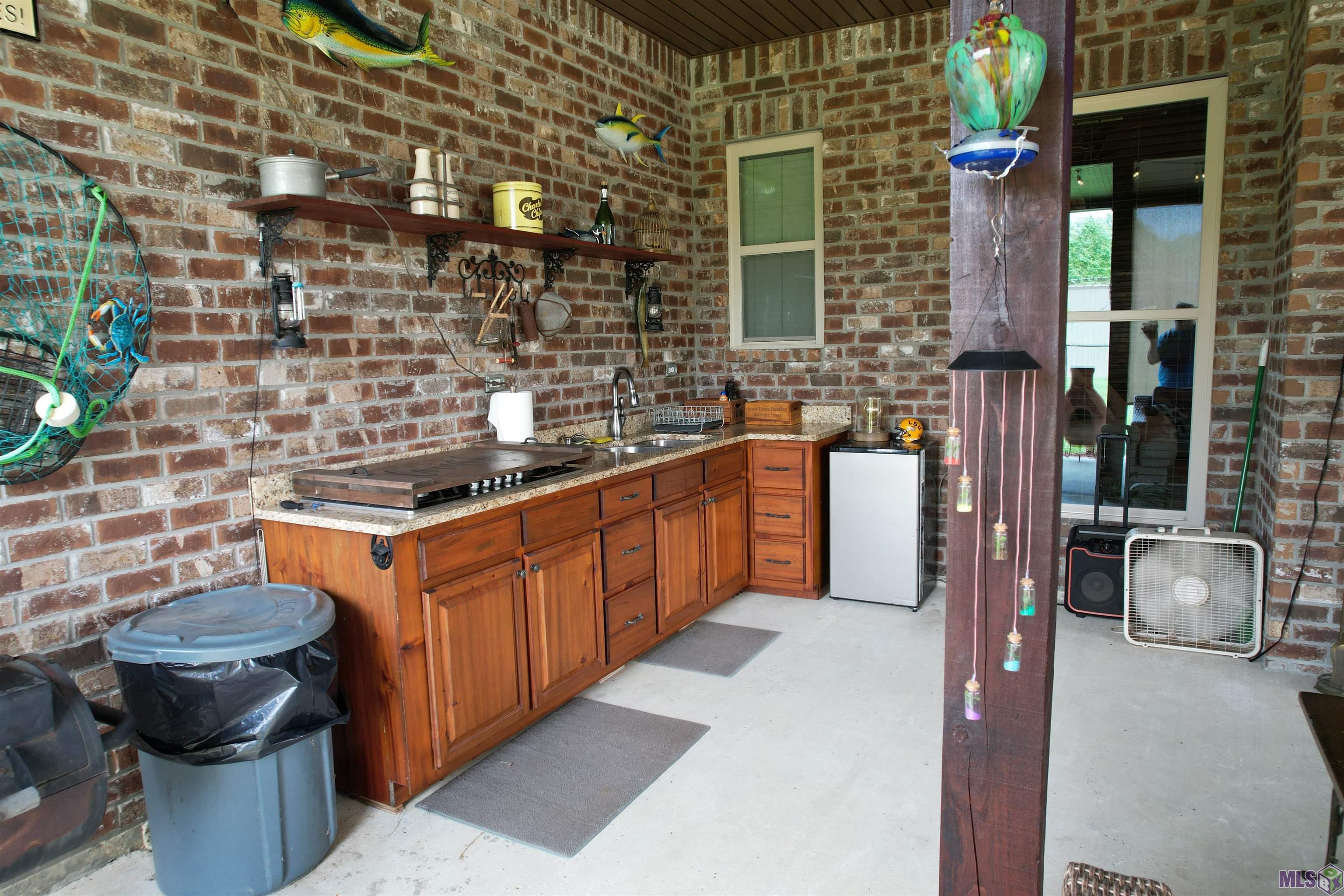 312 Lemon B Road Slaughter, LA 70777 - Photo 3 of 17