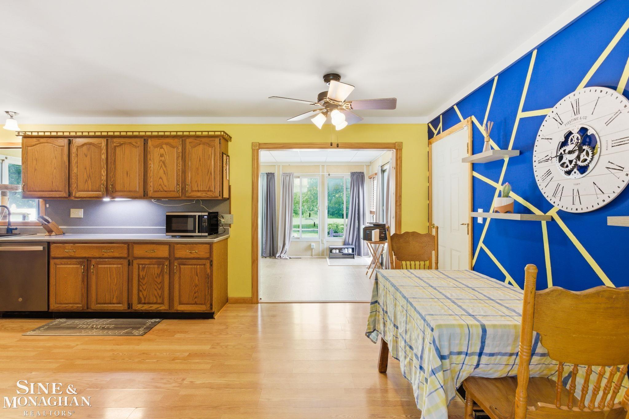 660 Range Road Marysville, MI 48040 - Photo 10 of 40
