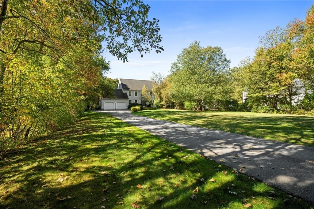 8 Arch Street Shrewsbury, MA 01545 - Photo 42 of 42 a view of a park