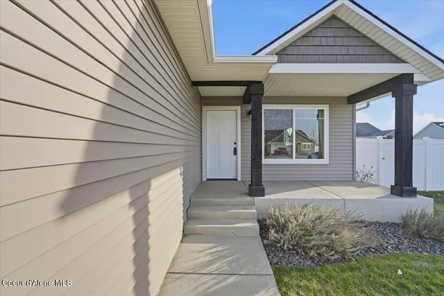 $422,799 | 12130 Gipper Loop, Rathdrum, ID 83858