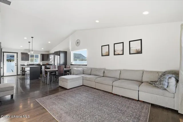 $422,799 | 12130 Gipper Loop, Rathdrum, ID 83858