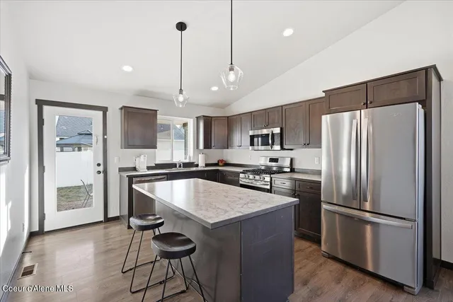 $422,799 | 12130 Gipper Loop, Rathdrum, ID 83858