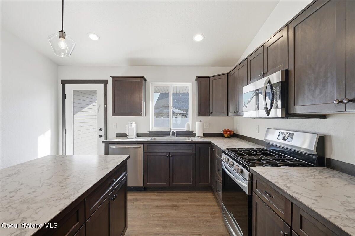 12130 Gipper Loop Rathdrum, ID 83858 - Photo 10 of 29 10-12130 Gipper Loop Rathdrum_RedHogMedi