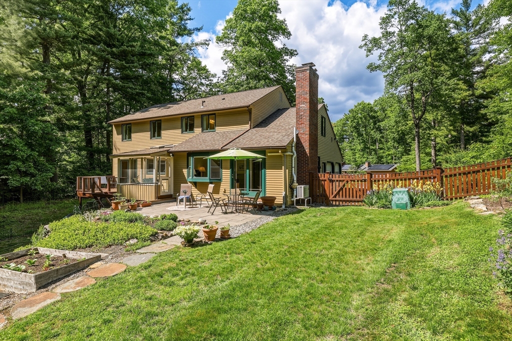 43 Aubinwood Road Amherst, MA 01002 - Photo 39 of 42