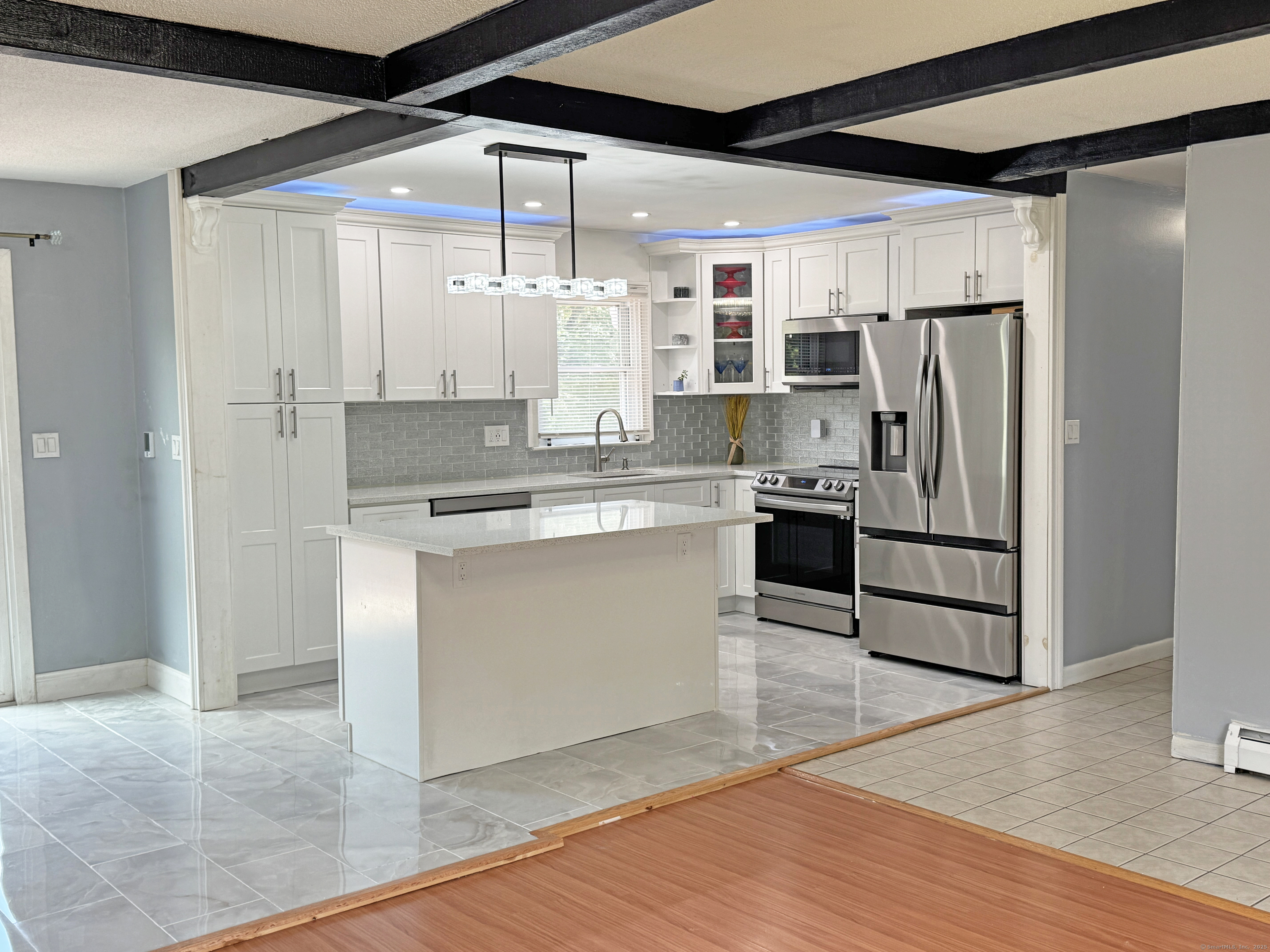 425 Scott Road Waterbury, CT 06705 - Photo 1 of 20