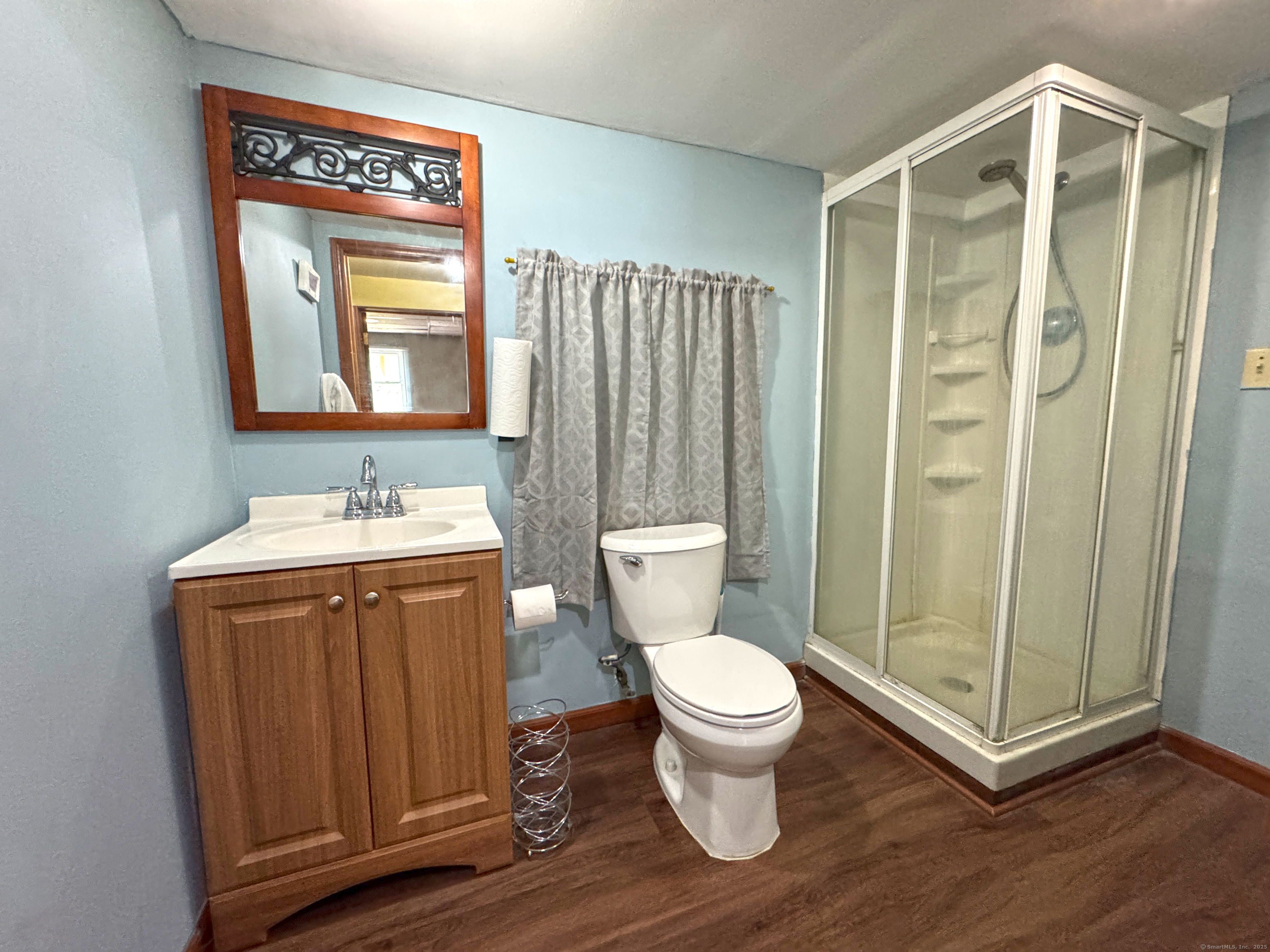 425 Scott Road Waterbury, CT 06705 - Photo 16 of 20