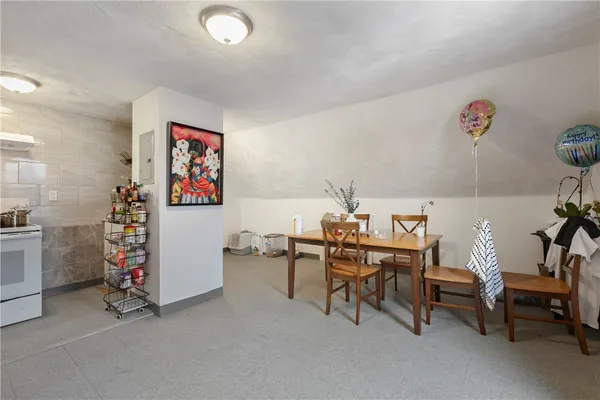 $599,000 | 400 Benefit Street, Pawtucket, RI 02861