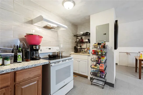 $599,000 | 400 Benefit Street, Pawtucket, RI 02861