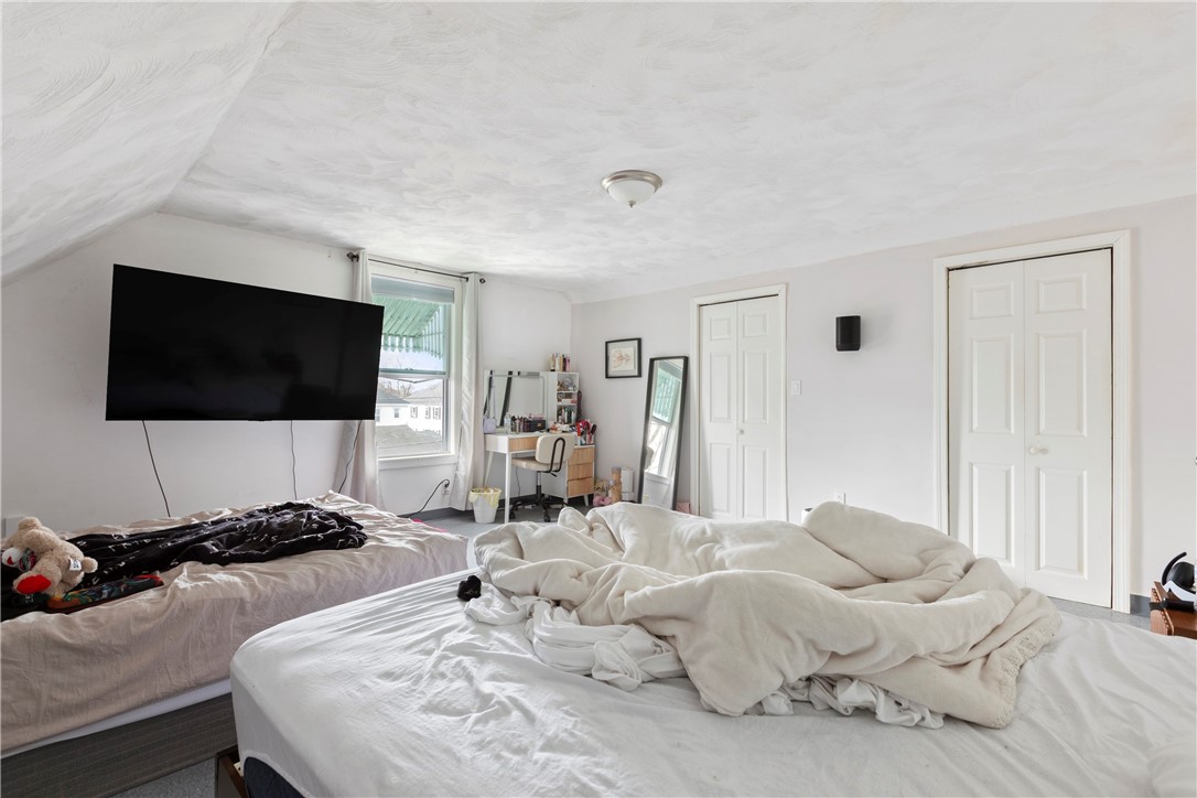 400 Benefit Street Pawtucket, RI 02861 - Photo 26 of 42