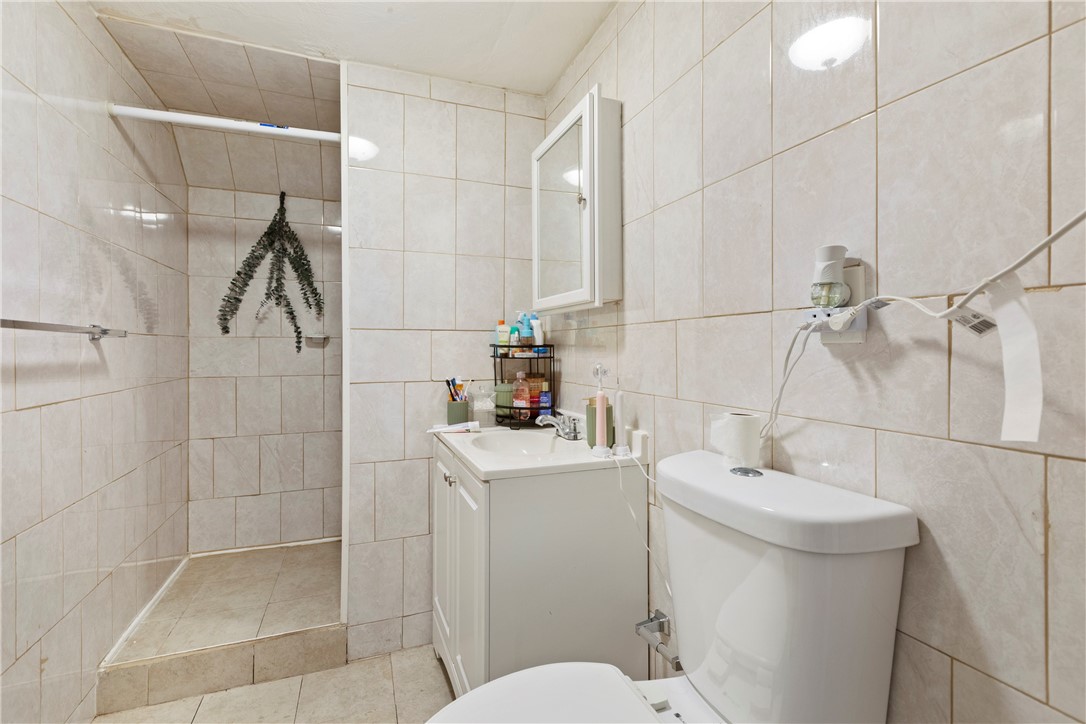 400 Benefit Street Pawtucket, RI 02861 - Photo 28 of 42