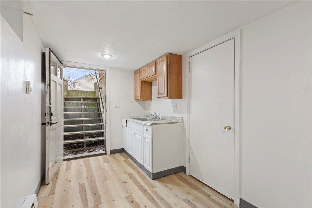 400 Benefit Street Pawtucket, RI 02861 - Photo 33 of 42