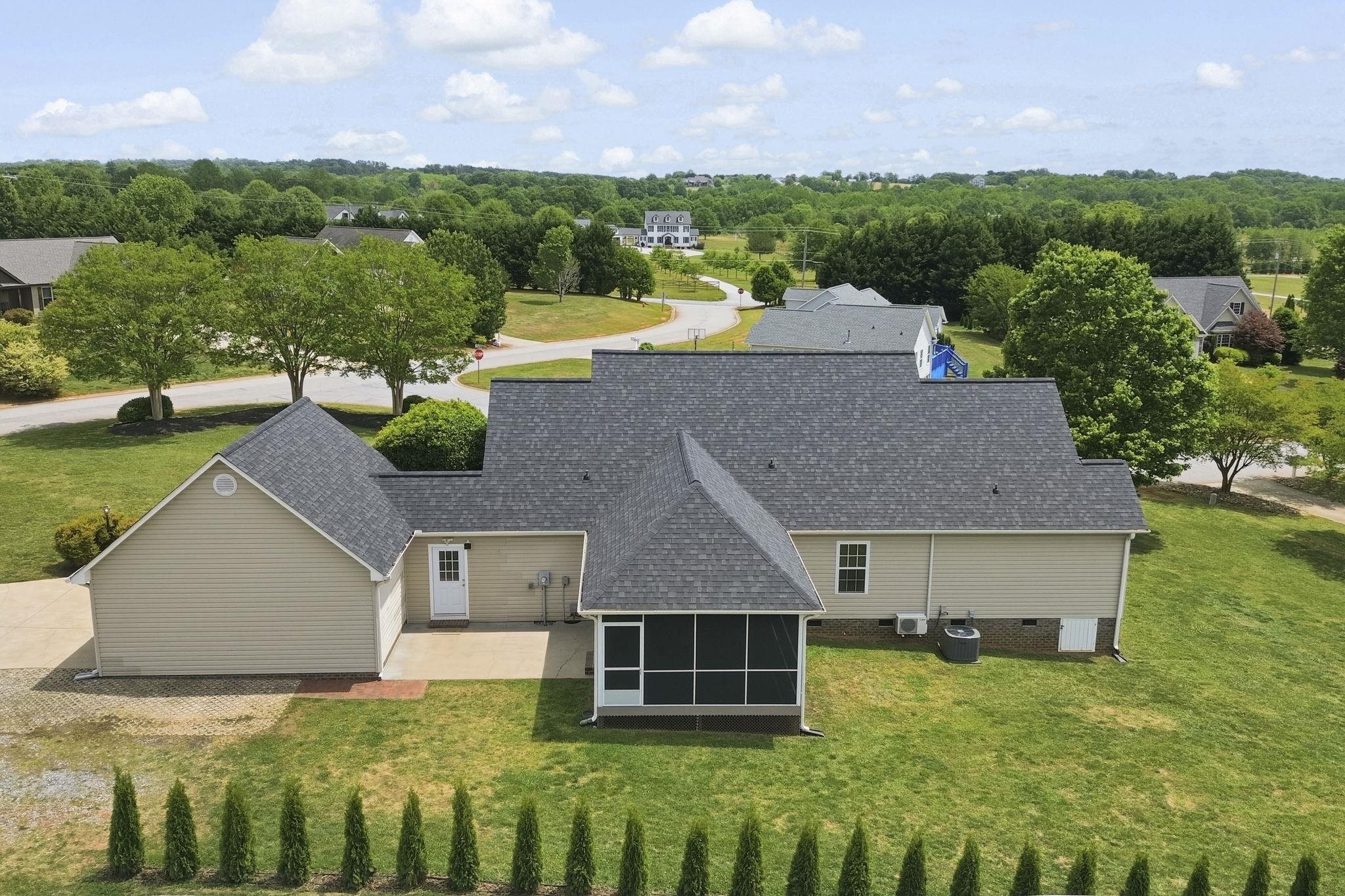 121 Olin Drive Inman, SC 29349 - Photo 7 of 44