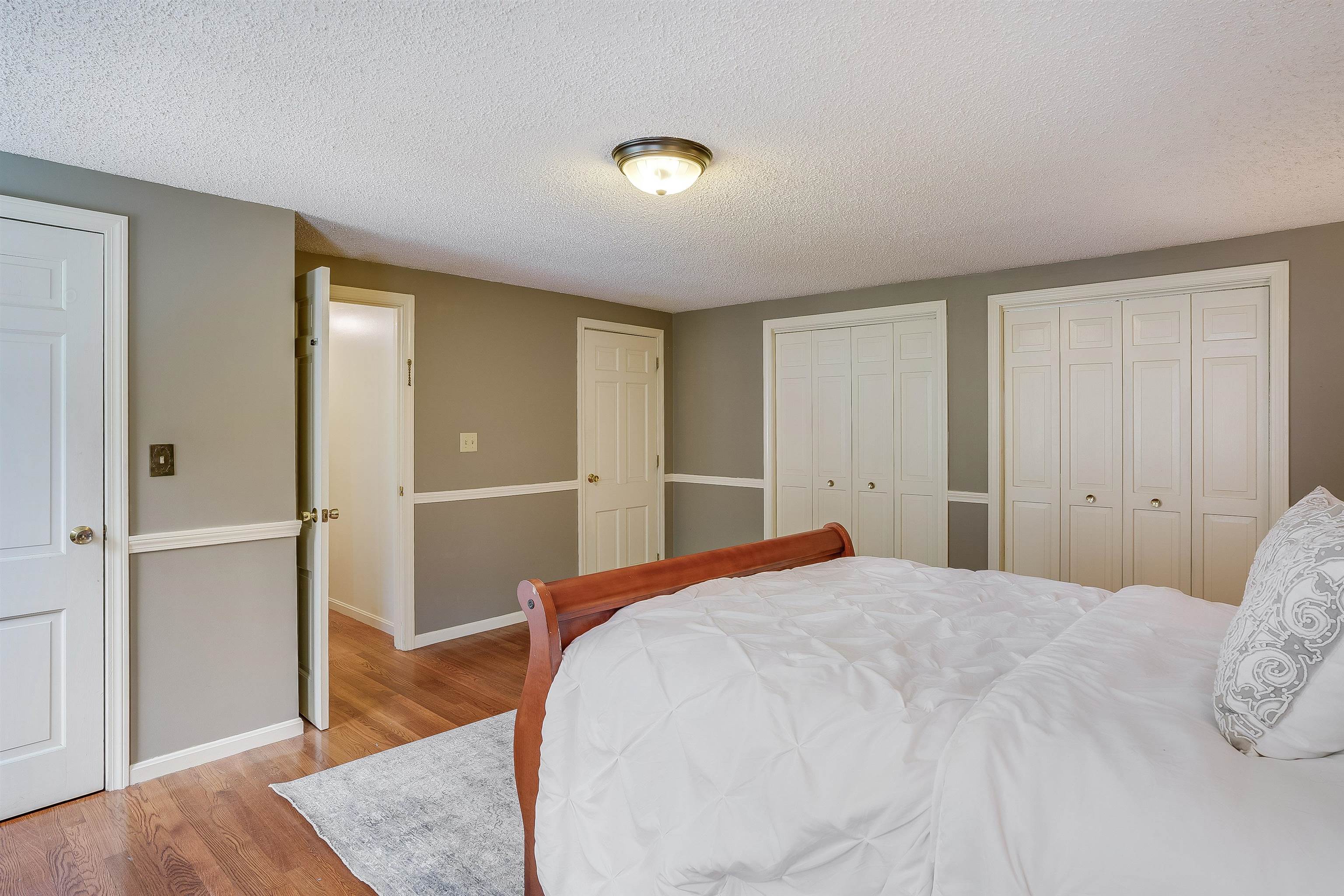 10 Nathaniel Drive Amherst, NH 03031 - Photo 32 of 46