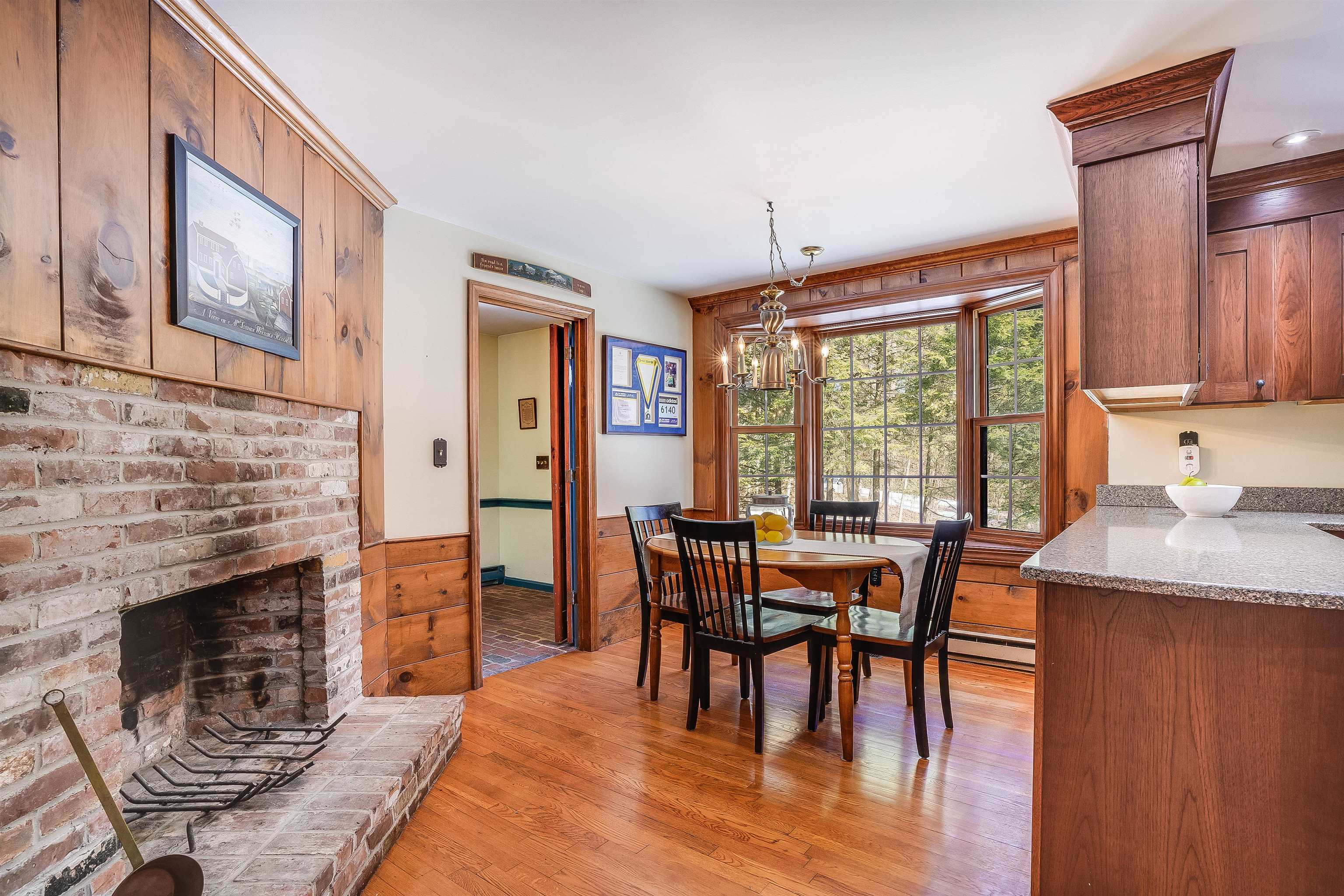 10 Nathaniel Drive Amherst, NH 03031 - Photo 7 of 46