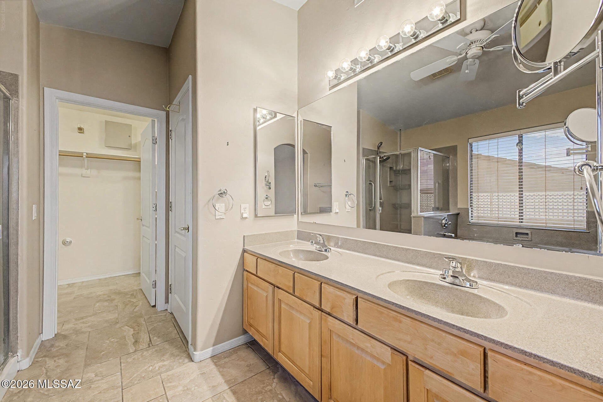 573 West Silvertip Road Oro Valley, AZ 85737 - Photo 16 of 32