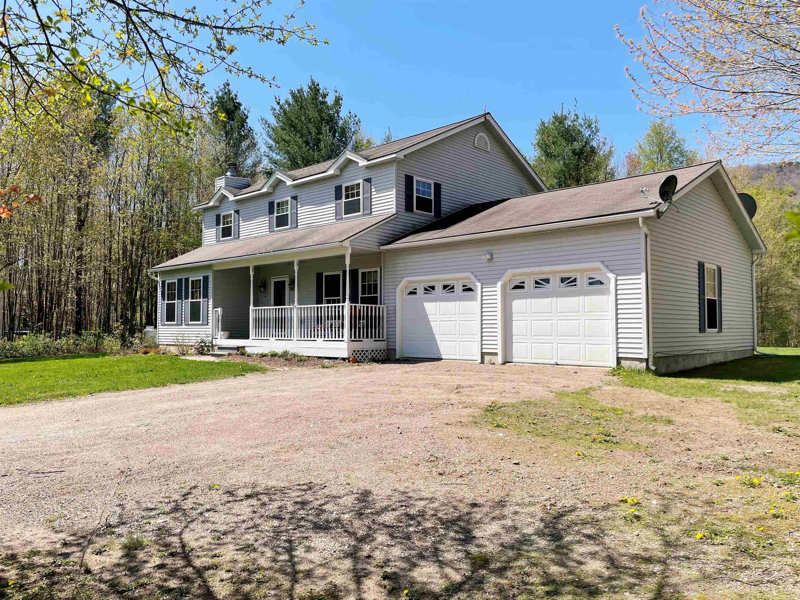 1605 Lapland Road Waterville, VT 05492 - Photo 2 of 40