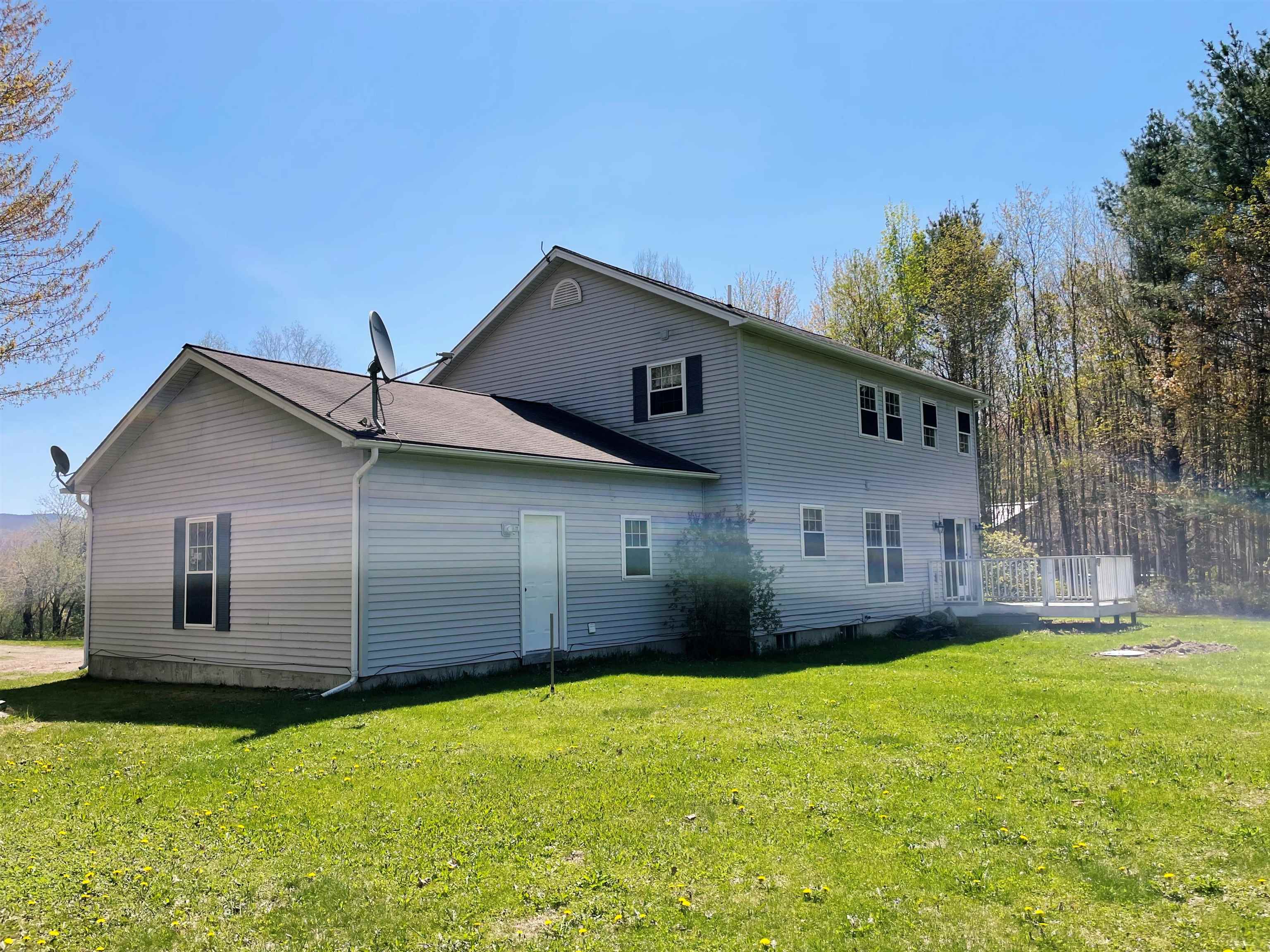 1605 Lapland Road Waterville, VT 05492 - Photo 4 of 40