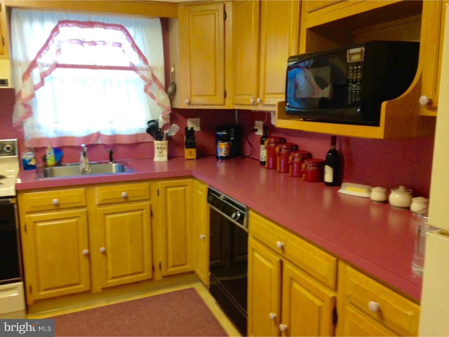 63 Birch Avenue Maple Shade, NJ 08052 - Photo 11 of 25