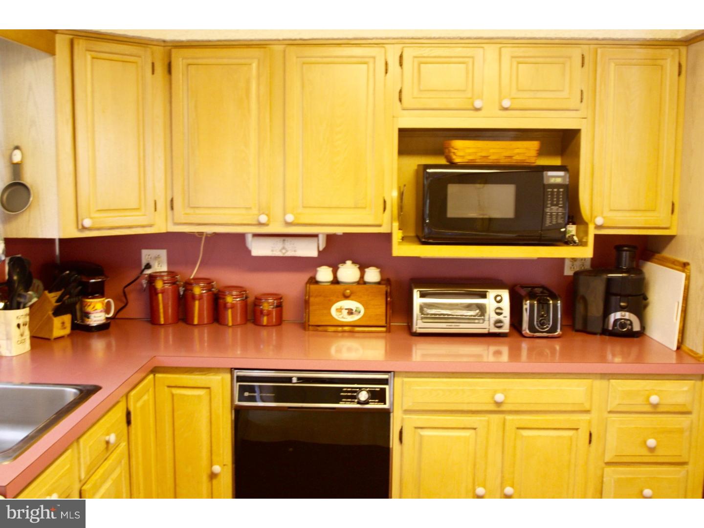 63 Birch Avenue Maple Shade, NJ 08052 - Photo 12 of 25