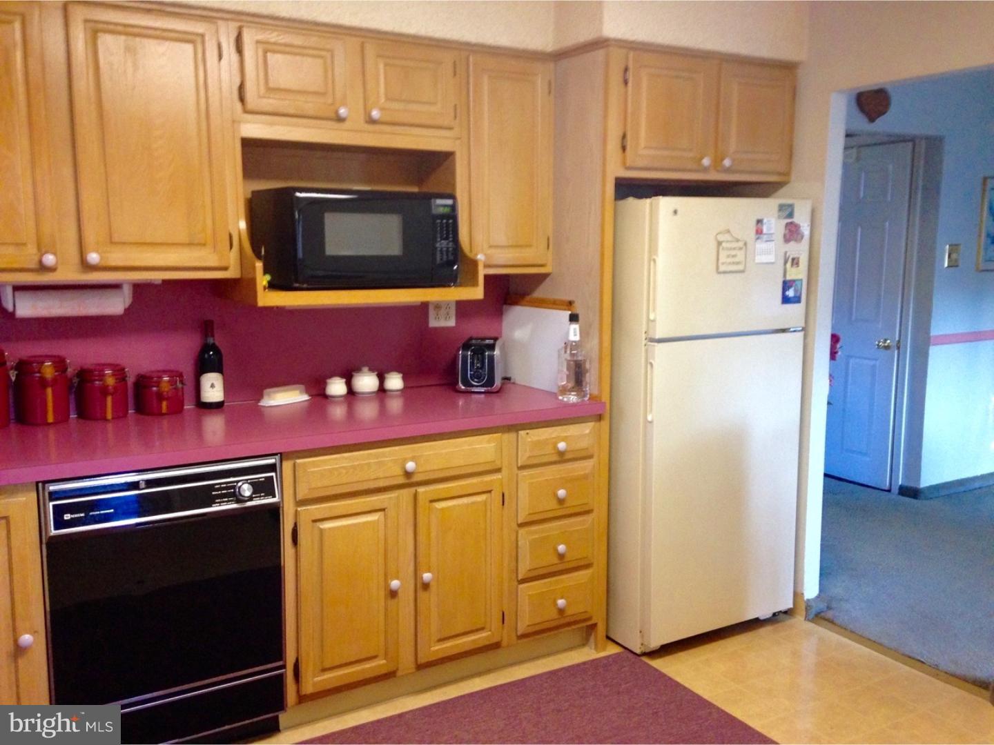 63 Birch Avenue Maple Shade, NJ 08052 - Photo 9 of 25