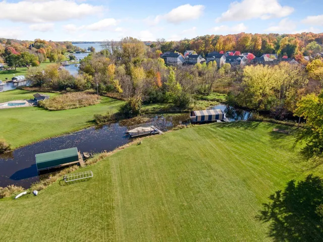 $1,000,000 | 830 County Road 110 North, Mound, MN 55364