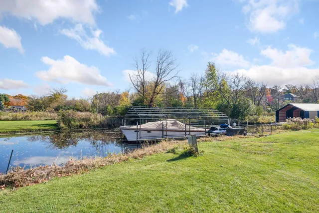 $1,000,000 | 830 County Road 110 North, Mound, MN 55364