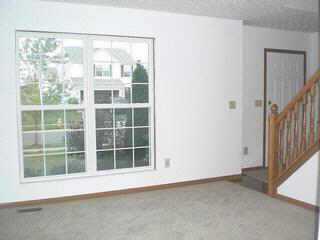 8558 Rodebaugh Road Reynoldsburg, OH 43068 - Photo 4 of 10 Gallery Image 4
