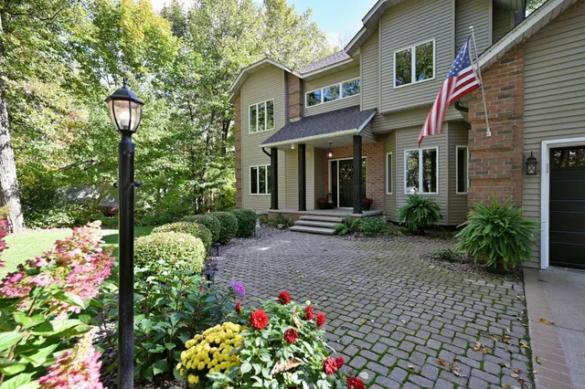 $848,000 | 1516 East Orchard Beach Lane, Rice Lake, WI 54868