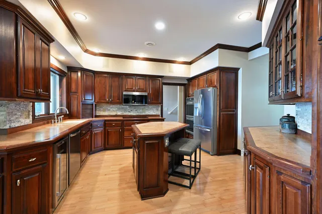 $848,000 | 1516 East Orchard Beach Lane, Rice Lake, WI 54868