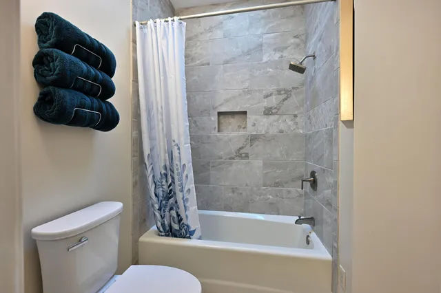 $848,000 | 1516 East Orchard Beach Lane, Rice Lake, WI 54868