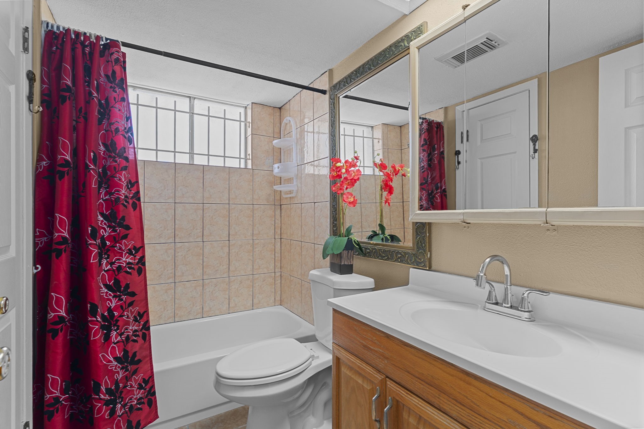 4114 Connorvale Road Houston, TX 77039 - Photo 31 of 41 a bathroom with a sink toilet and shower