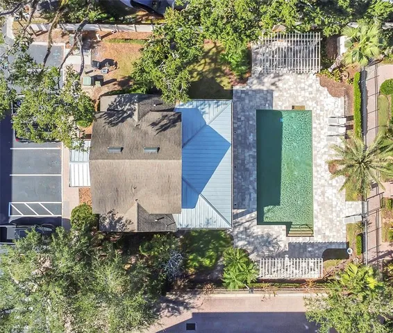 a view of a backyard with plants