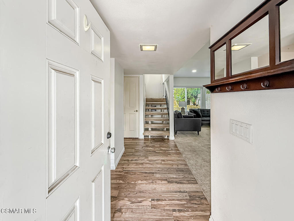 2239 McDonald Street Simi Valley, CA 93065 - Photo 9 of 36