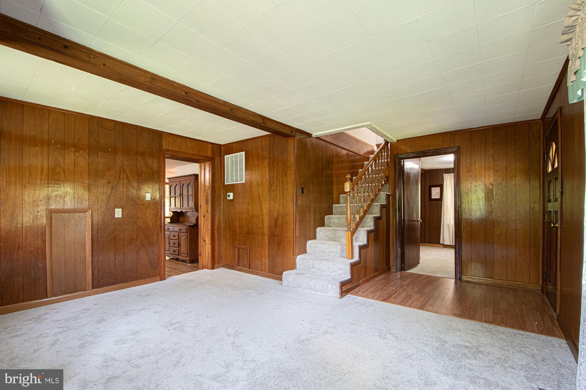 115 Chester Gap Road Chester Gap, VA 22623 - Photo 14 of 61 Living Room