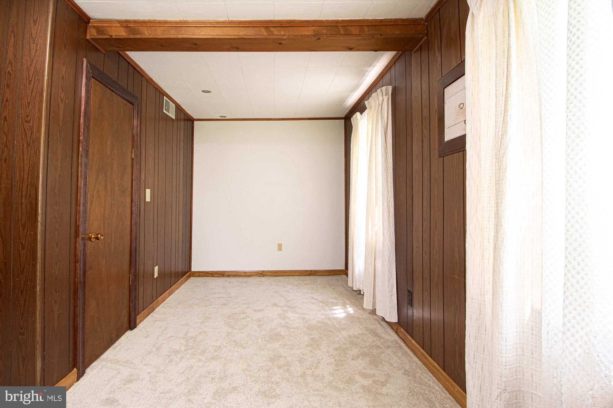 115 Chester Gap Road Chester Gap, VA 22623 - Photo 33 of 61 Main Level Bedroom #2 w/spacious Closet
