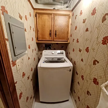 $227,000 | 8621 Basswood Road, Unit 23, Eden Prairie, MN 55344