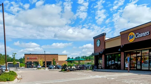 $227,000 | 8621 Basswood Road, Unit 23, Eden Prairie, MN 55344