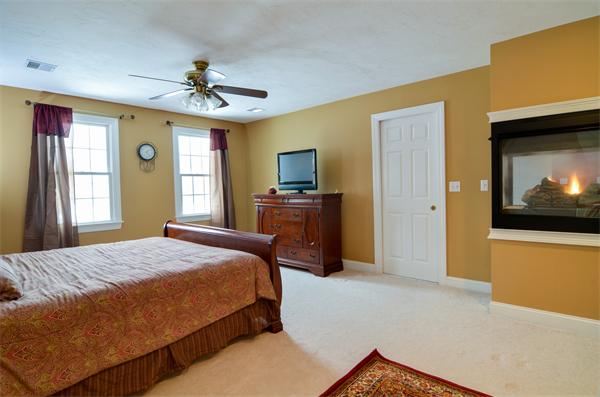 6 Mohawk Path Holliston, MA 01746 - Photo 12 of 24 Gallery Image 12