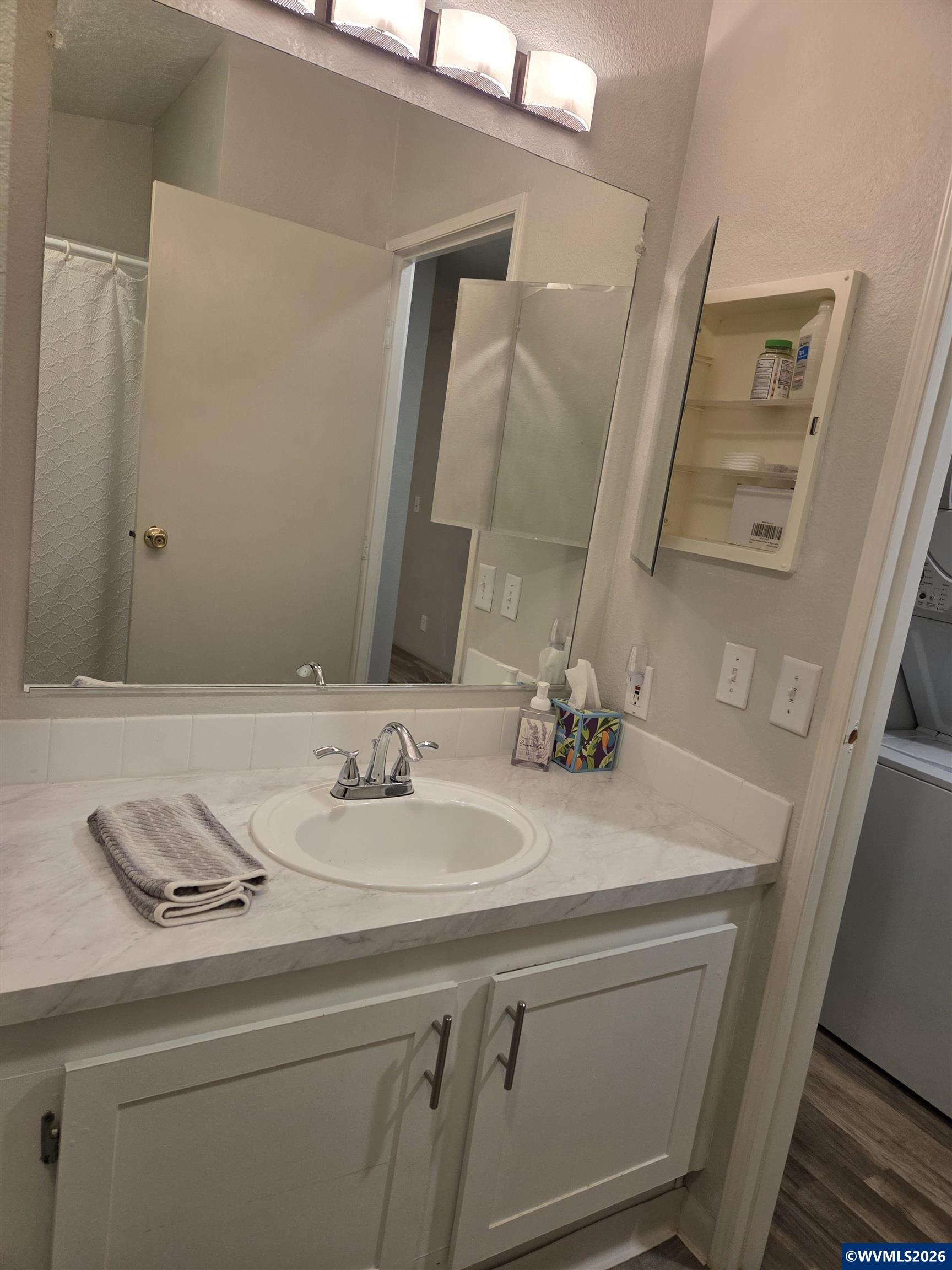 4940 Sunnyside Road Southeast, Unit B8 Salem, OR 97302 - Photo 13 of 24