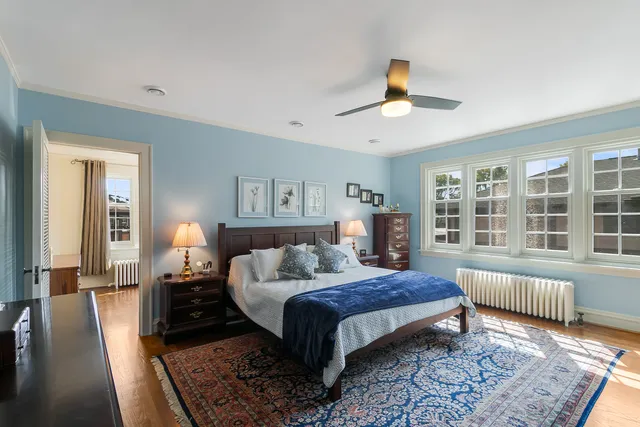 $875,900 | 10337 South Hamilton Avenue, Chicago, IL 60643