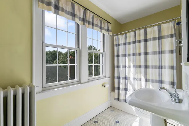 $875,900 | 10337 South Hamilton Avenue, Chicago, IL 60643